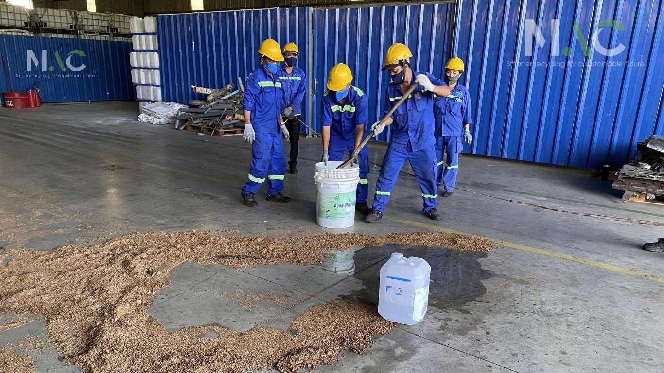 Tập huấn Ứng phó sự cố tràn đổ hoá chất